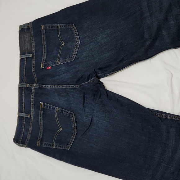 Men Levi's Jeans - Picture 4 of 5